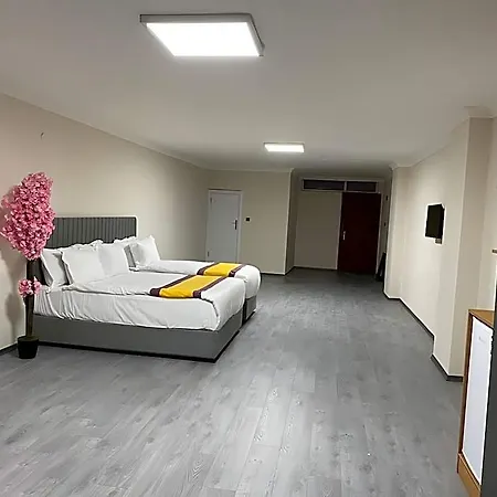 Guner Hotel 4*